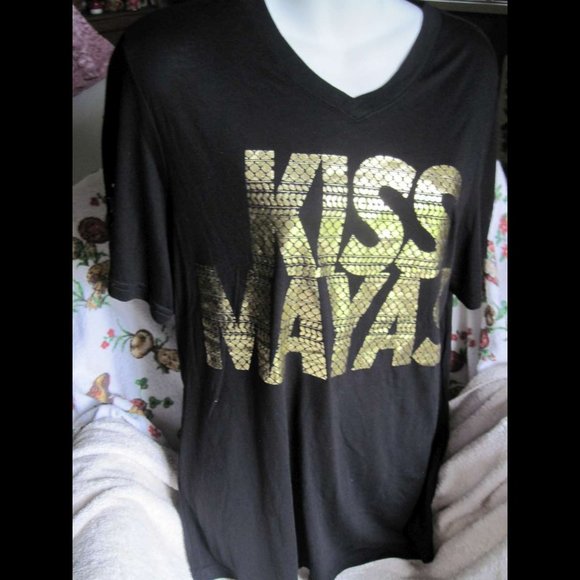 KISS MAYAS V Neck T Shirt Riviera Maya Mexico Gold Tee in Small Medium or Large - Picture 1 of 8